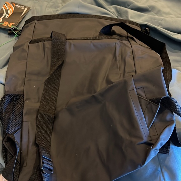 Orca 3.8 mesh backpack - Picture 7 of 7